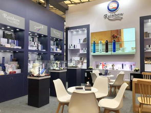 彩虹品牌驚艷亮相上海日用百貨展，接受央視專訪