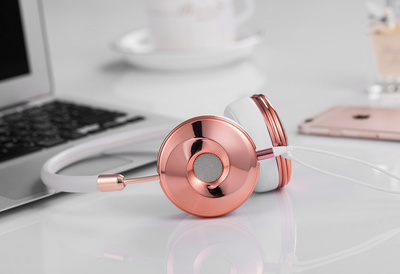 數碼產品拍攝技巧與零售策略 以耳機、藍牙耳機、對講機為例